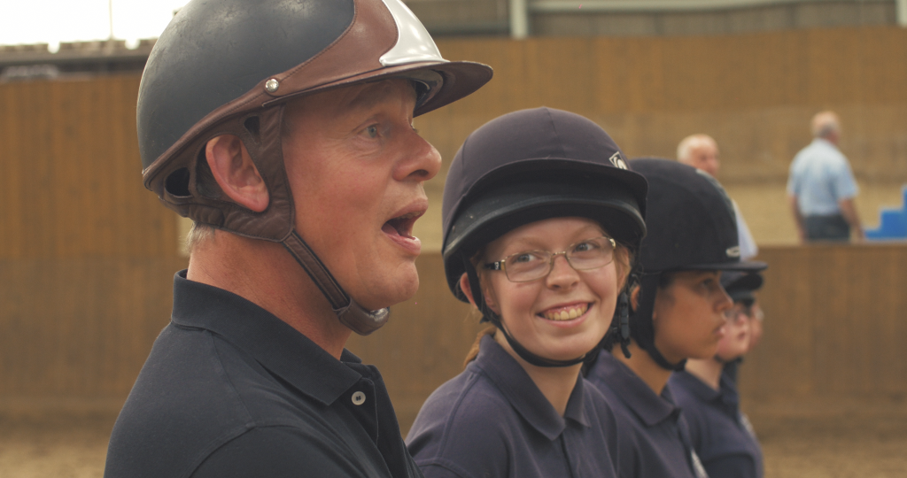 Martin Clunes: Riding Therapy
